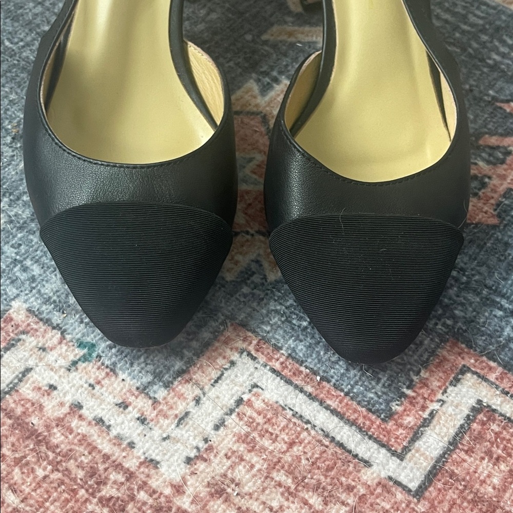 Elegant Black Slingback Heels - Picture 6 of 8